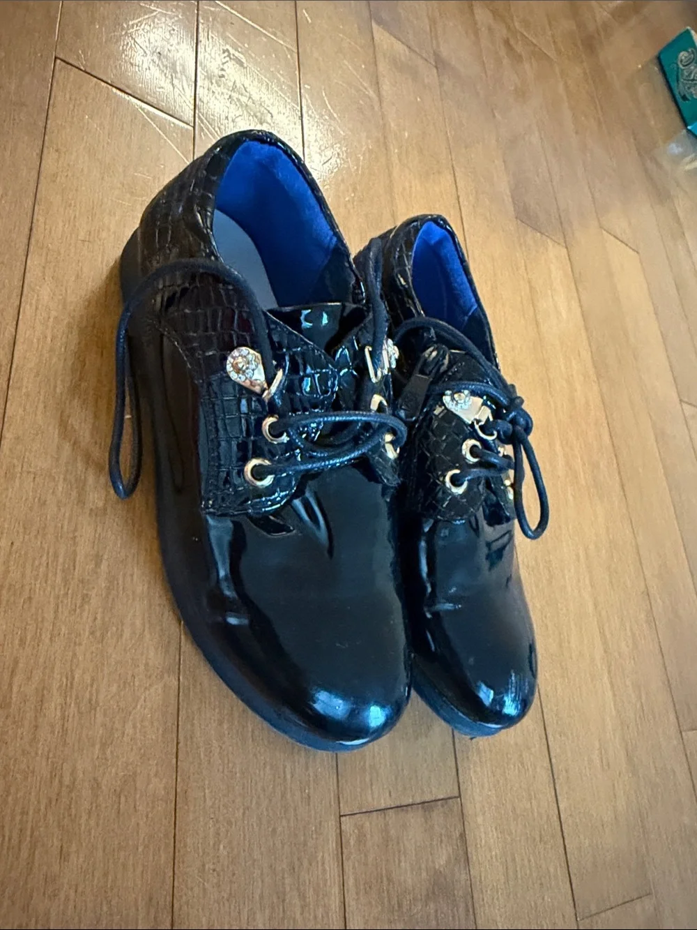 Girls Black Patent Lace-Up Dress Shoes with Decorative Eyelets